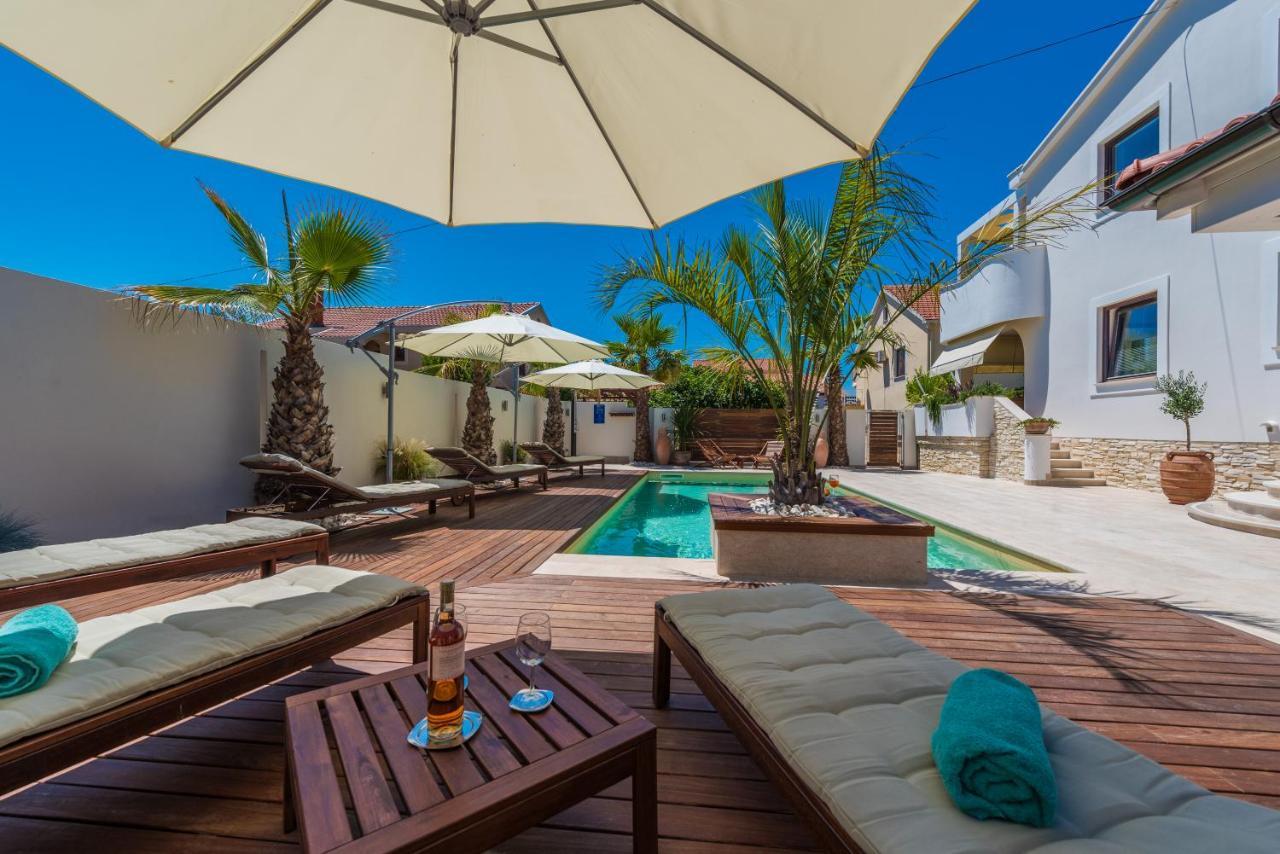 Apartments "Villa Antisin" With Heated Pool Zadar Bagian luar foto