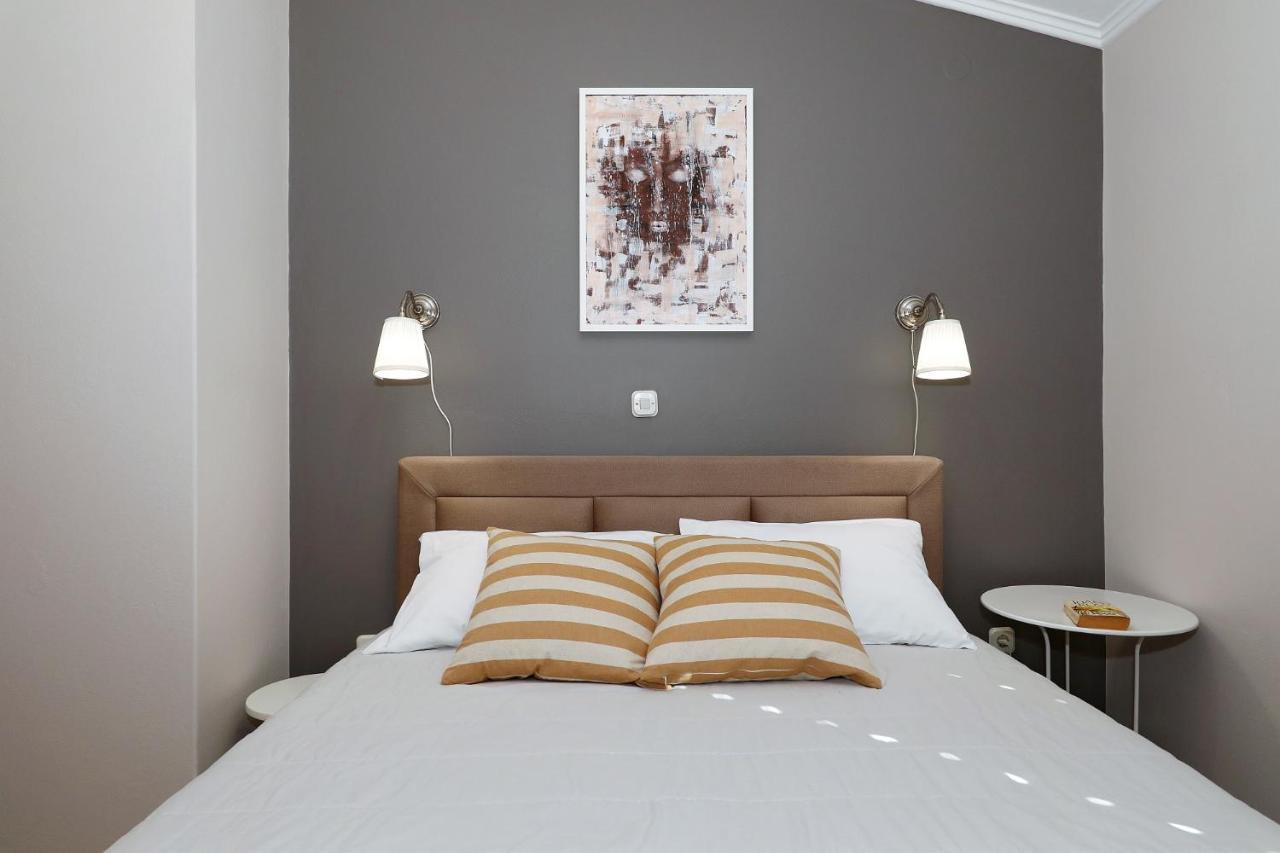 Apartments "Villa Antisin" With Heated Pool Zadar Bagian luar foto