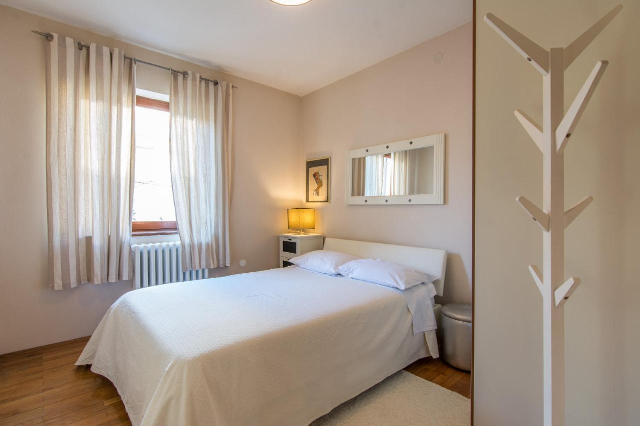 Apartments "Villa Antisin" With Heated Pool Zadar Bagian luar foto